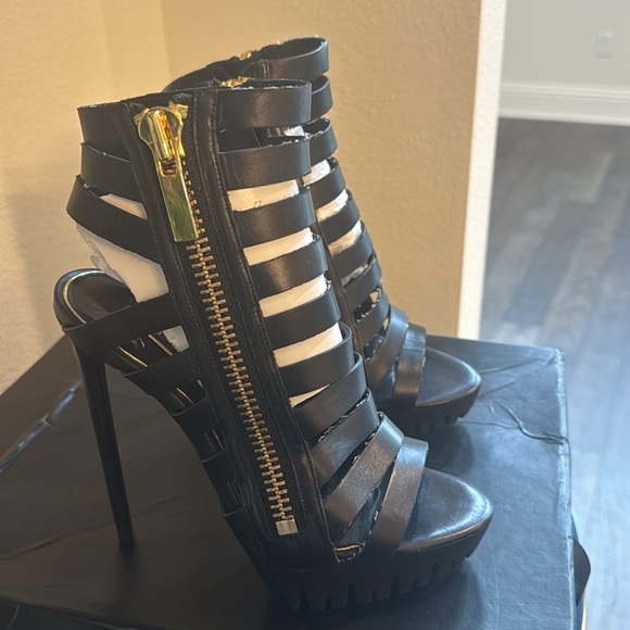 Rachel Zoe heart baby calf heels - Picture 2 of 6